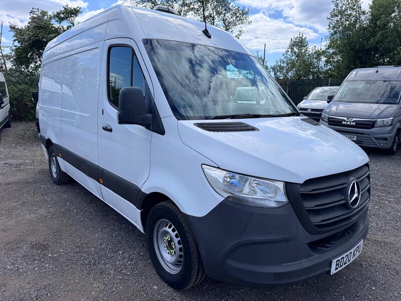 MERCEDES-BENZ SPRINTER 316 MWB On Board Power & Compressor. 110V. FSH. AC.73k 2020