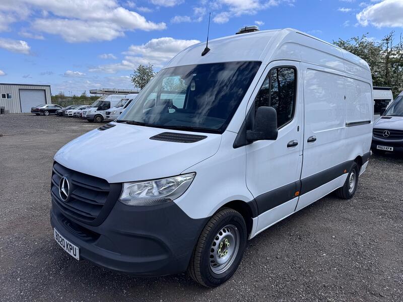MERCEDES-BENZ SPRINTER 316 MWB On Board Power & Compressor. 110V. FSH. AC.73k 2020