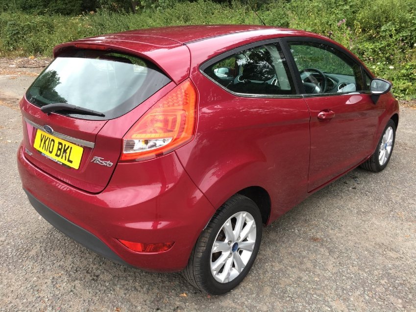 FORD FIESTA 1.25i 82 Zetec 2010