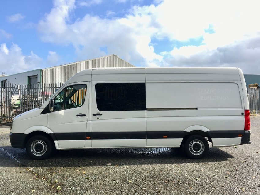 VOLKSWAGEN CRAFTER TDi 136 LWB Crew Van 2015