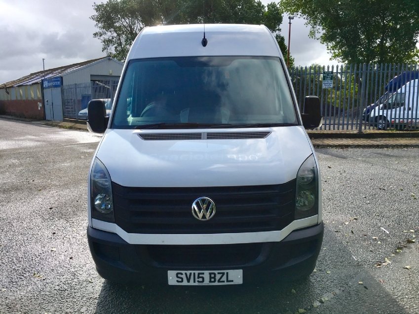 VOLKSWAGEN CRAFTER TDi 136 LWB Crew Van 2015