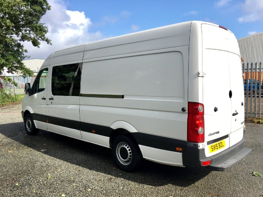 VOLKSWAGEN CRAFTER TDi 136 LWB Crew Van 2015