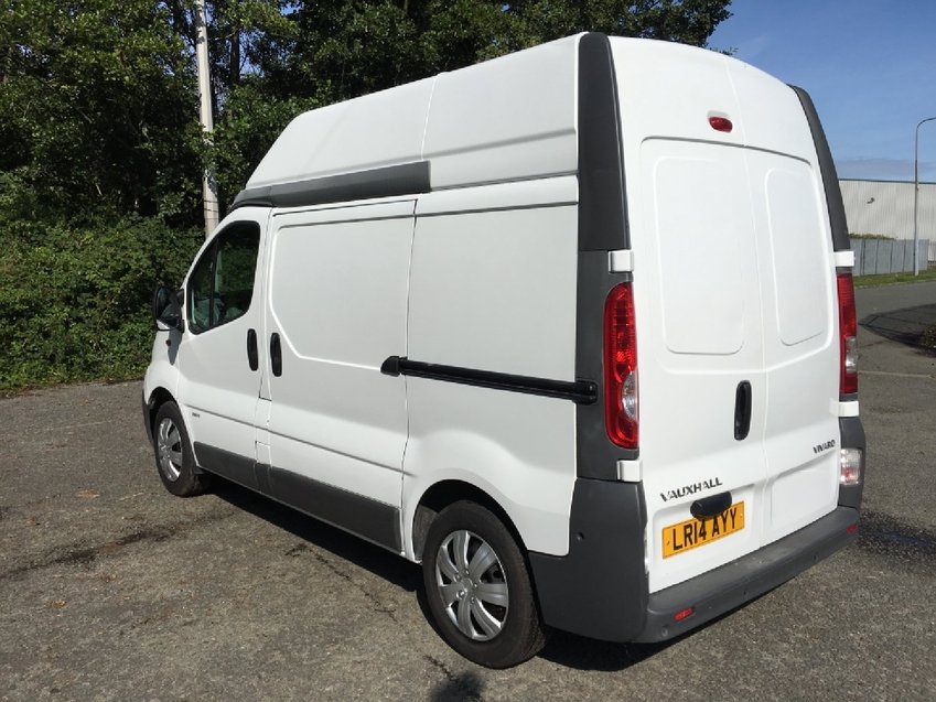 VAUXHALL VIVARO CDTi 90 L1H1 SWB 2900 HIGH ROOF 2014