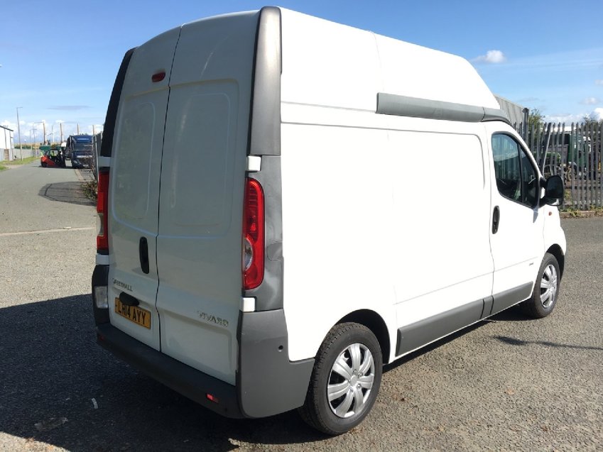 VAUXHALL VIVARO CDTi 90 L1H1 SWB 2900 HIGH ROOF 2014