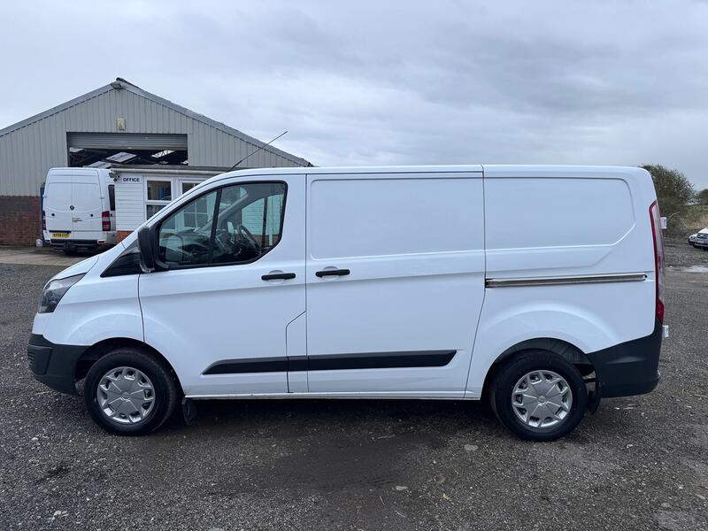 FORD TRANSIT CUSTOM 2.2 TDCi 270 ECOnetic 6 Seat Crew Van. 2015