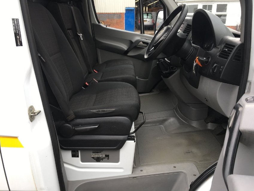 MERCEDES-BENZ SPRINTER 313 CDi MWB Hi Roof. 2014