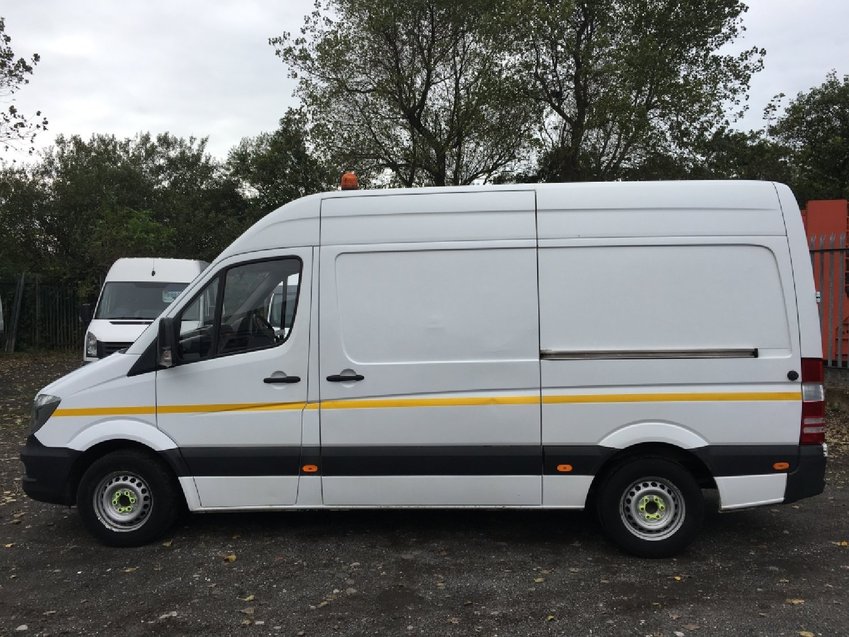 MERCEDES-BENZ SPRINTER 313 CDi MWB Hi Roof. 2014