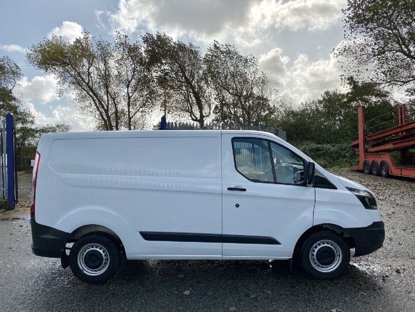 FORD TRANSIT CUSTOM TDCi 105 L1H1 SWB  290 2017