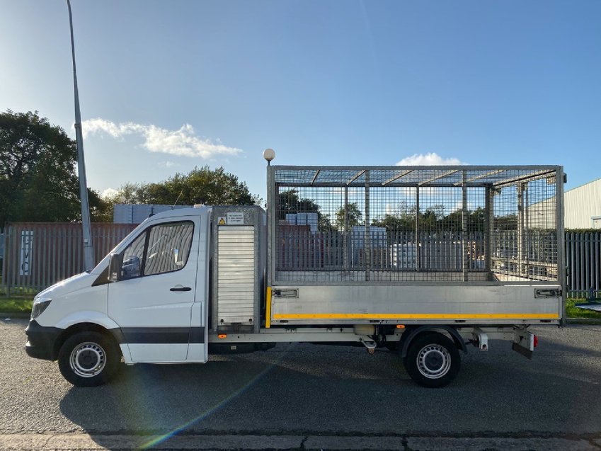 MERCEDES-BENZ SPRINTER 313 CDi LWB Aluminium Tipper with Toolbox  2014