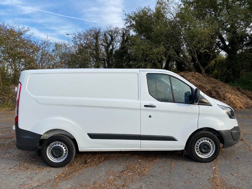 FORD TRANSIT Custom 2.0TDCi 105PS 290 Diesel Van. EURO 6 2017