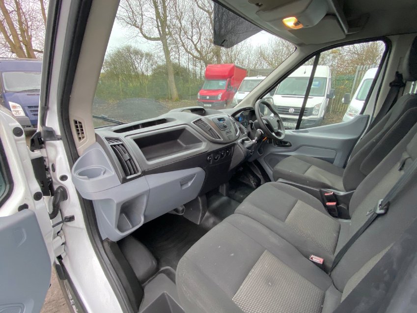 FORD TRANSIT TDCi 125 L3H3 Glass Carrier Van . FSH .  LWB Hi Roof Van.  2015