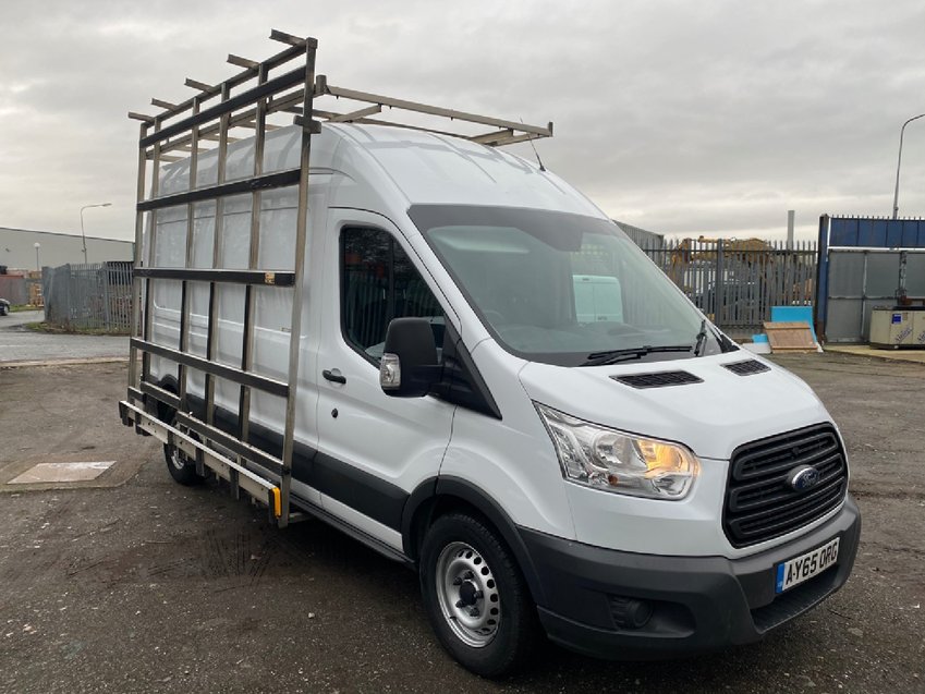 FORD TRANSIT TDCi 125 L3H3 LWB GLASS CARRIER VAN.  2015