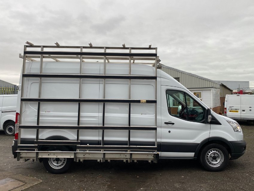 FORD TRANSIT TDCi 125 L3H3 LWB GLASS CARRIER VAN.  2015