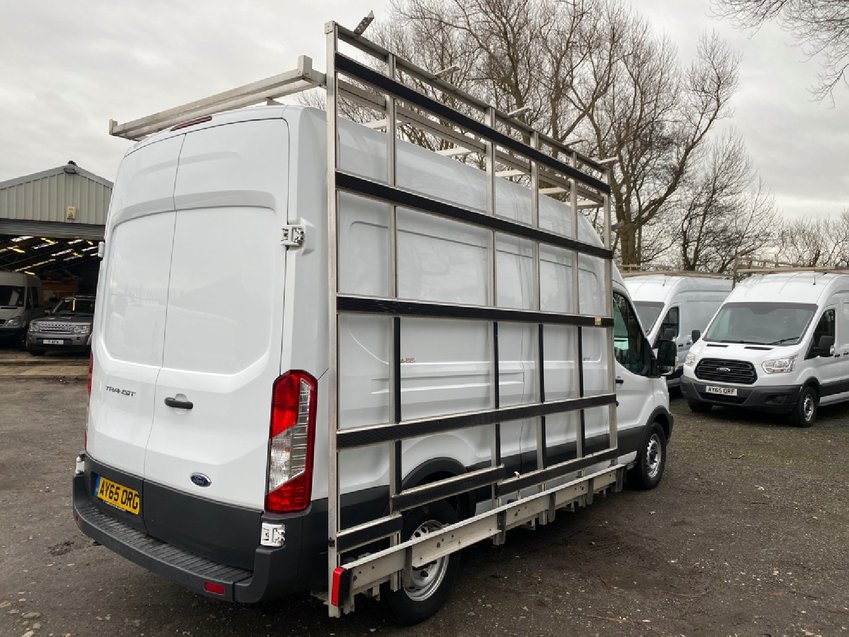 FORD TRANSIT TDCi 125 L3H3 LWB GLASS CARRIER VAN.  2015