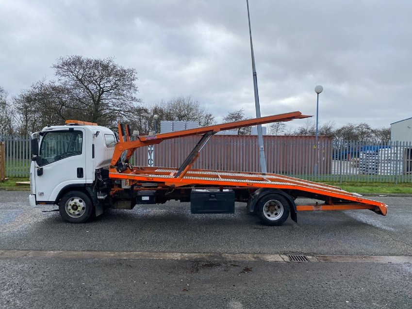 ISUZU N75.190 75M 2 Car Transporter + Roger Dyson Body. + Winch 2010