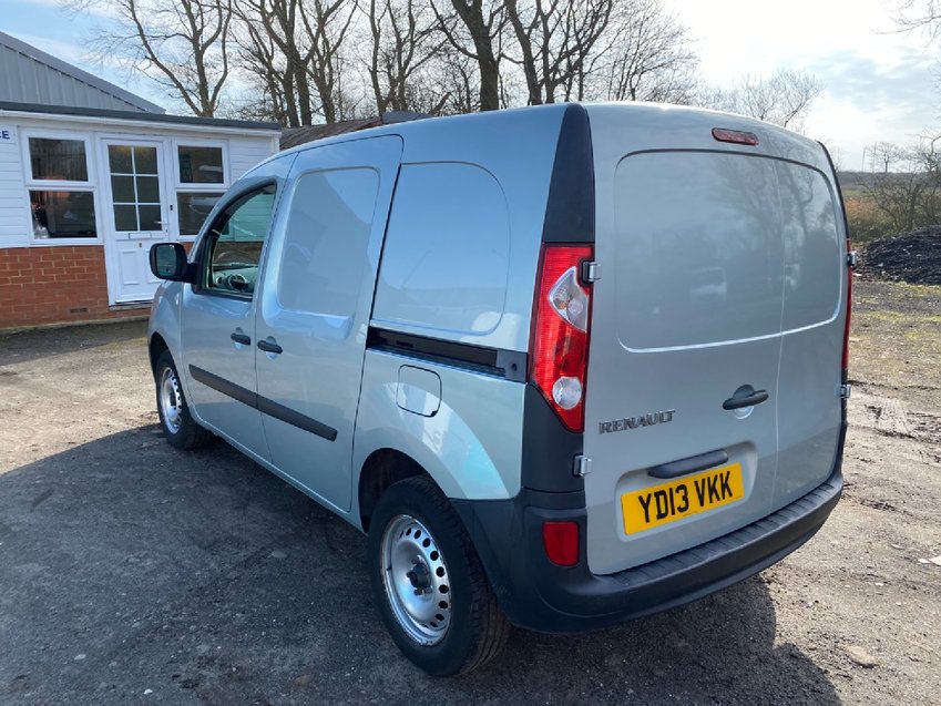 RENAULT KANGOO dCi 90 ML 20 with AIRCON. 66k NO VAT 2013