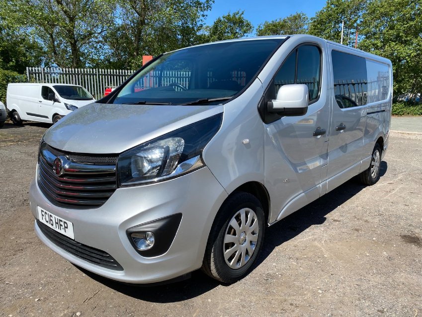 VAUXHALL VIVARO  1.6CDTi BiTurbo Sportive 2900. 6 Seat Crew Van LWB NO VAT. 2016