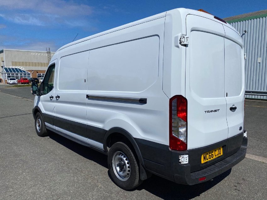 FORD TRANSIT TDCi 125 RWD L3H2 LWB Diesel Van only 39K FSH 2017