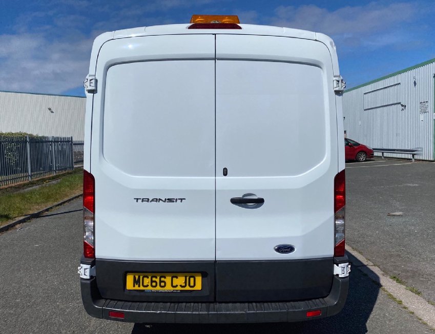 FORD TRANSIT TDCi 125 RWD L3H2 LWB Diesel Van only 39K FSH 2017