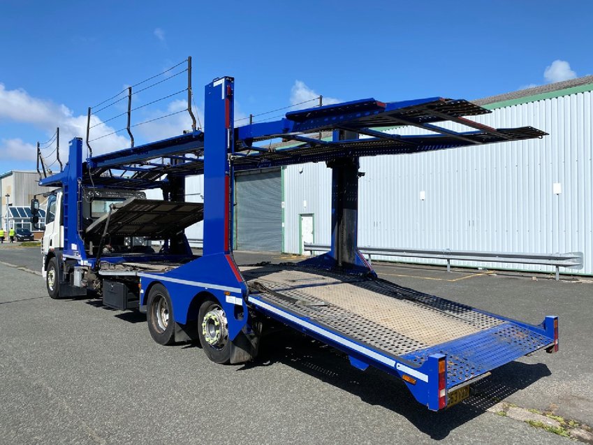 DAF CF  75 310 6X2 + TRANSPORTER ENGINEERING 6 CAR TRANSPORTER BODY 2013