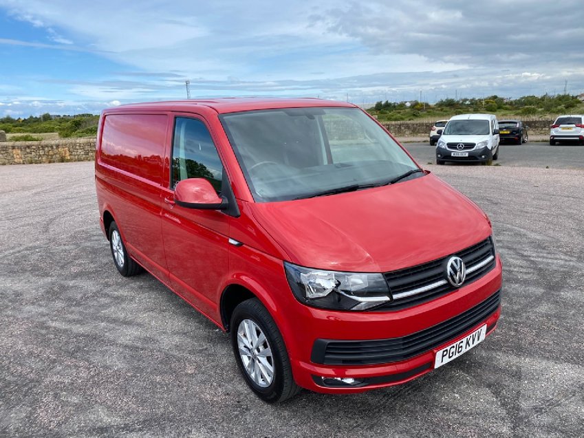 VOLKSWAGEN TRANSPORTER T6 HIGHLINE BLUEMOTION T28 102  2016