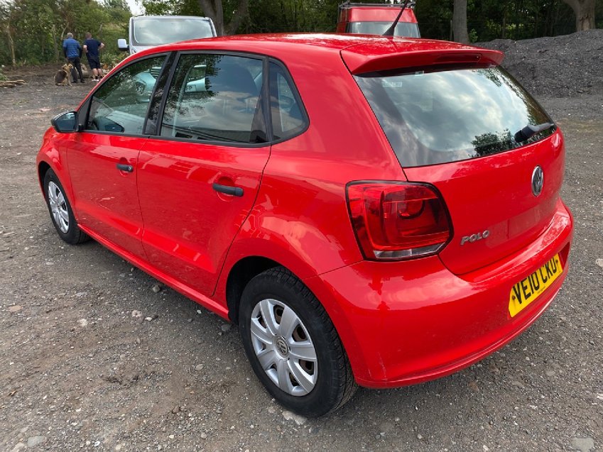 VOLKSWAGEN POLO 60 S 5 Door.  2010