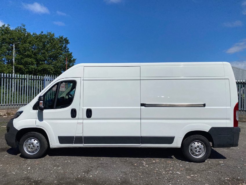 PEUGEOT BOXER HDi 130 L3H2 LWB 335 Professional AIRCON + NAV  2016