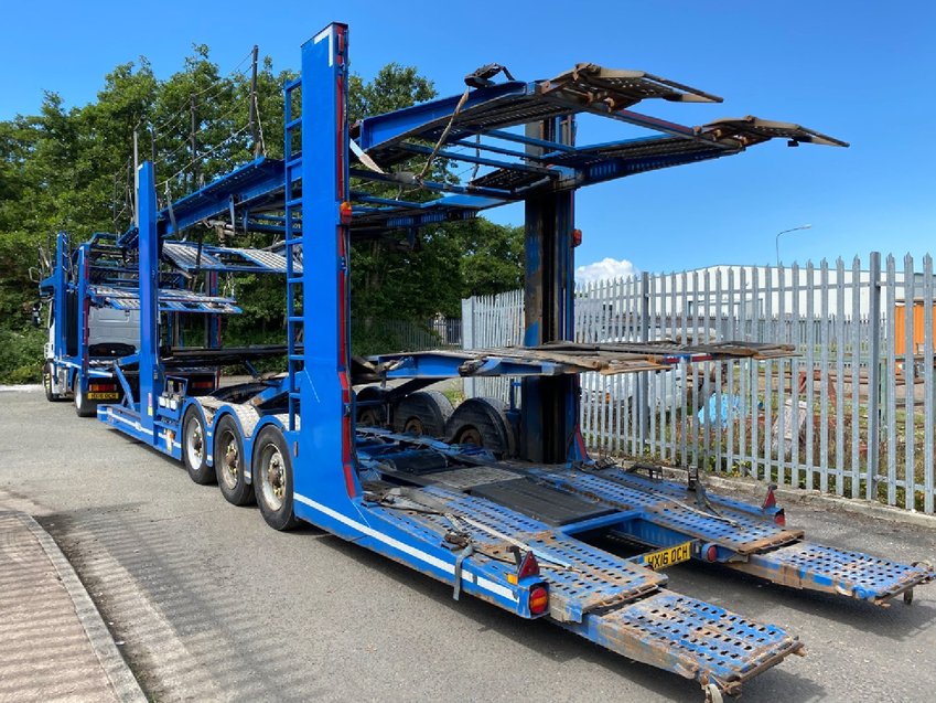 IVECO STRALIS 440S46  + Transporter Engineering EVO Car Transporter. 2016