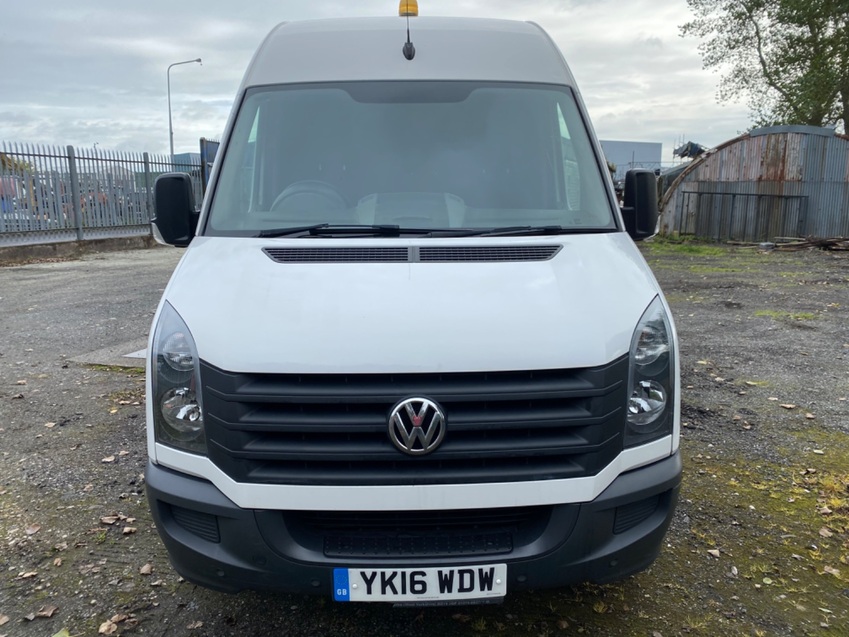 VOLKSWAGEN CRAFTER CR35 TDI MWB High Roof Panel Van. 2016
