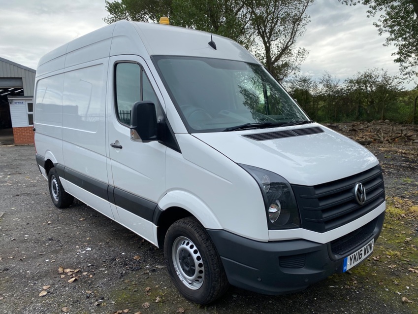 VOLKSWAGEN CRAFTER CR35 TDI MWB High Roof Panel Van. 2016