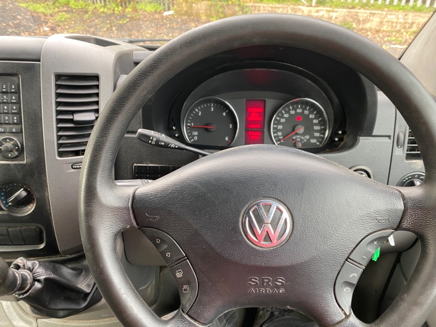 VOLKSWAGEN CRAFTER CR35 TDI MWB High Roof Panel Van. 2016