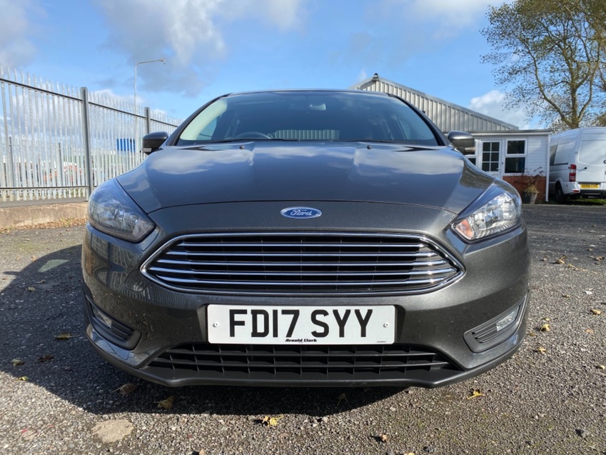 FORD FOCUS ZETEC EDITION 1.0T PETROL. SATNAV. DAB. AIRCON. 2017