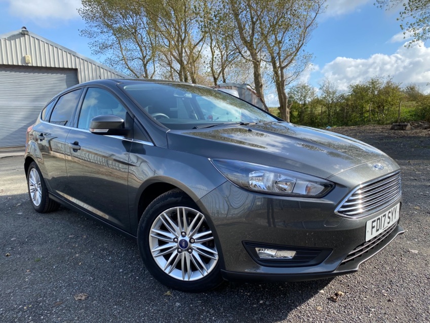 FORD FOCUS ZETEC EDITION 1.0T PETROL. SATNAV. DAB. AIRCON. 2017