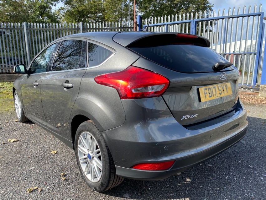 FORD FOCUS ZETEC EDITION 1.0T PETROL. SATNAV. DAB. AIRCON. 2017