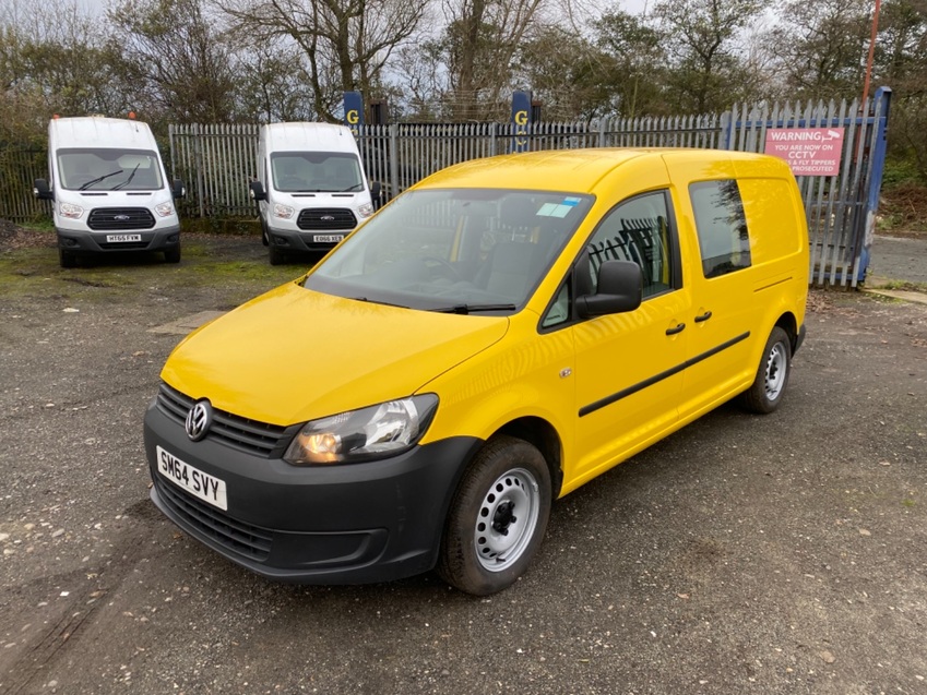 VOLKSWAGEN CADDY MAXI C20 TDI KOMBI 5 Seats. Yellow. 1 Owner. FSH 2015