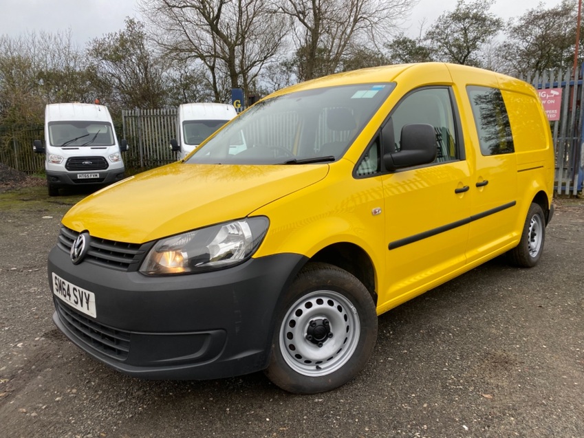 VOLKSWAGEN CADDY MAXI C20 TDI KOMBI 5 Seats. Yellow. 1 Owner. FSH 2015