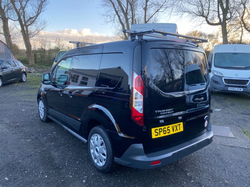 FORD TRANSIT CONNECT 220 TREND In Black. 97k. 2016