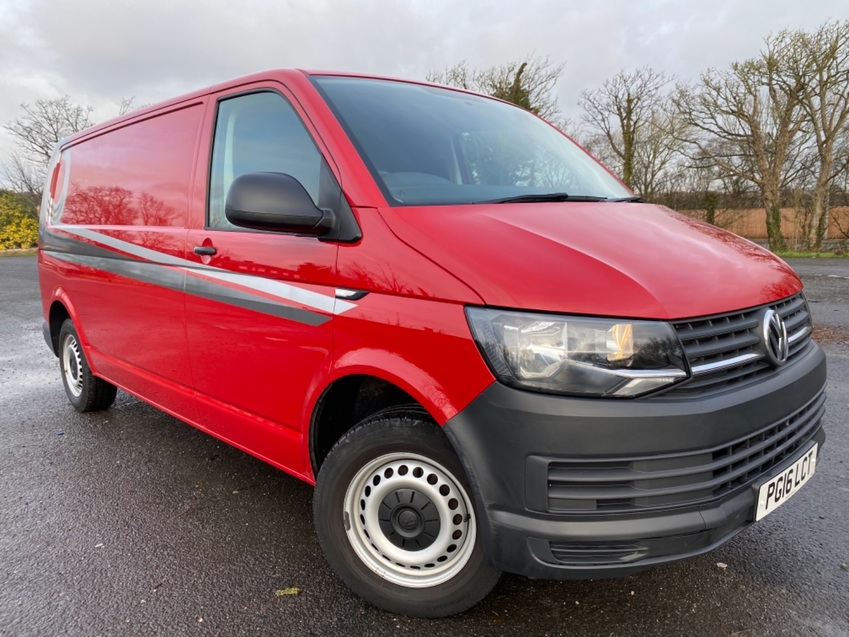 VOLKSWAGEN TRANSPORTER T28 TDI STARTLINE BLUEMOTION LWB + TAILGATE. 27855  MILES 2016