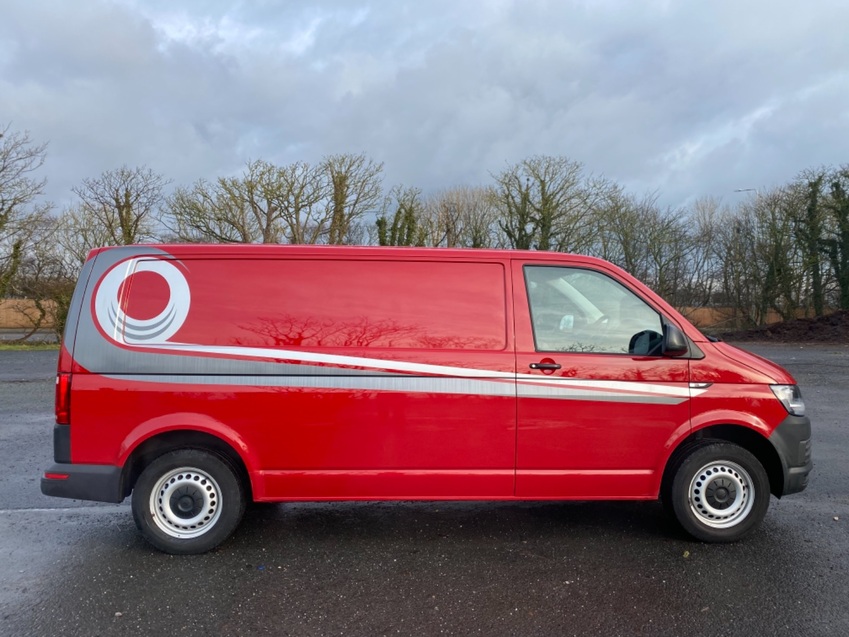 VOLKSWAGEN TRANSPORTER T28 TDI STARTLINE BLUEMOTION LWB + TAILGATE. 27855  MILES 2016