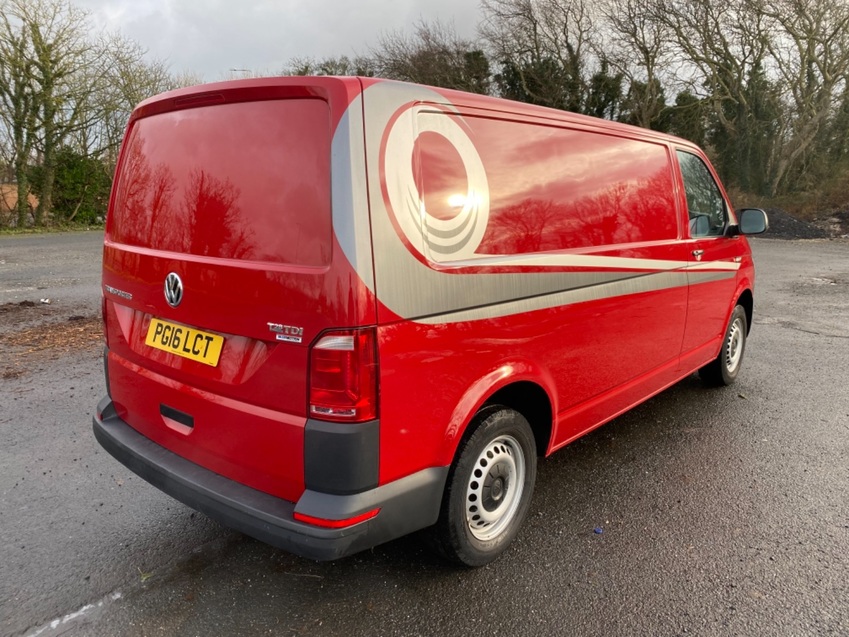 VOLKSWAGEN TRANSPORTER T28 TDI STARTLINE BLUEMOTION LWB + TAILGATE. 27855  MILES 2016