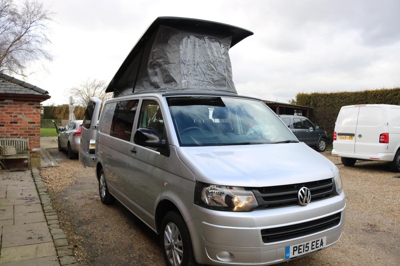 VOLKSWAGEN T5 CAMPER POP UP ROOF. 50K FSH. 2015