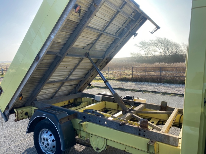 PEUGEOT BOXER Double Cab Dropside Tipper. 47650 Miles. 1 Owner. FSH 2014