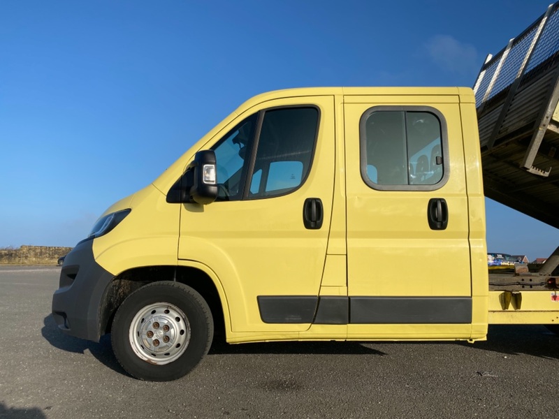 PEUGEOT BOXER Double Cab Dropside Tipper. 47650 Miles. 1 Owner. FSH 2014