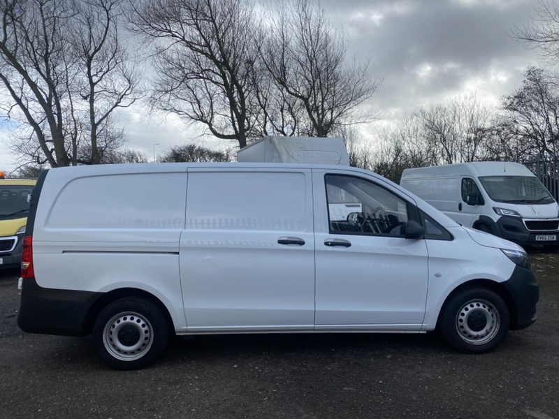 MERCEDES-BENZ VITO 111 CDI LWB Van 28K. FSH. 1 Owner. 2017