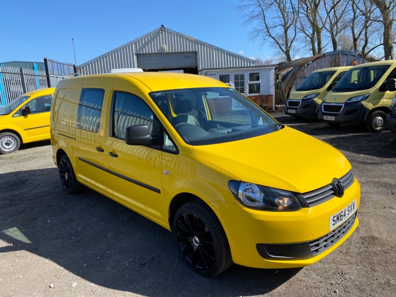 VOLKSWAGEN CADDY MAXI C20 Maxi Kombi Crew Van. 18 Alloys. Colour Coded. 56000 Miles. 2015