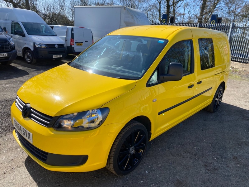 VOLKSWAGEN CADDY MAXI C20 Maxi Kombi Crew Van. 18 Alloys. Colour Coded. 56000 Miles. 2015