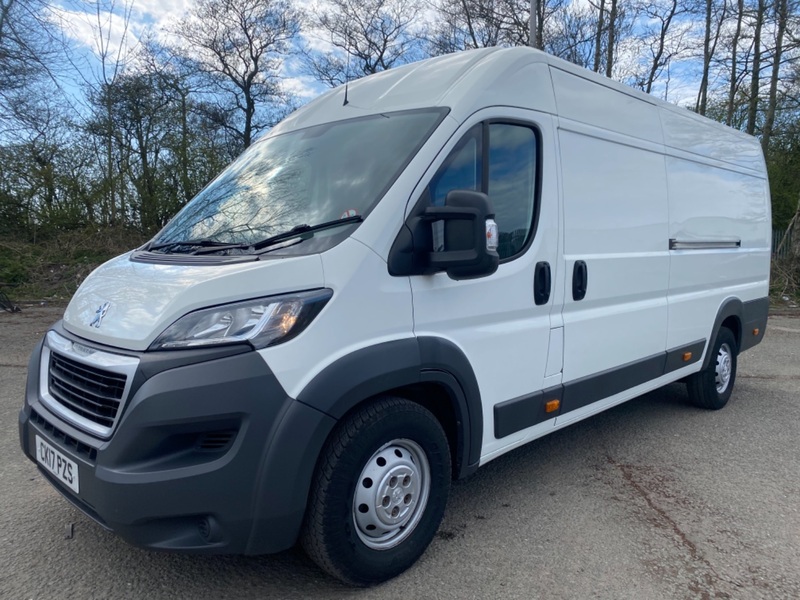 PEUGEOT BOXER 2.0 BlueHDi 130 Professional 435 L4H2 . Euro 6. 58k. FSH. 2017