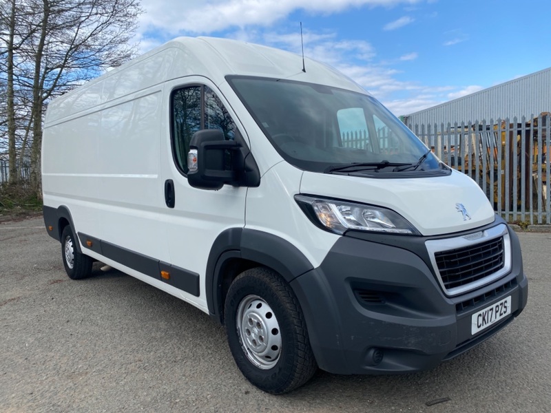 PEUGEOT BOXER 2.0 BlueHDi 130 Professional 435 L4H2 . Euro 6. 58k. FSH. 2017