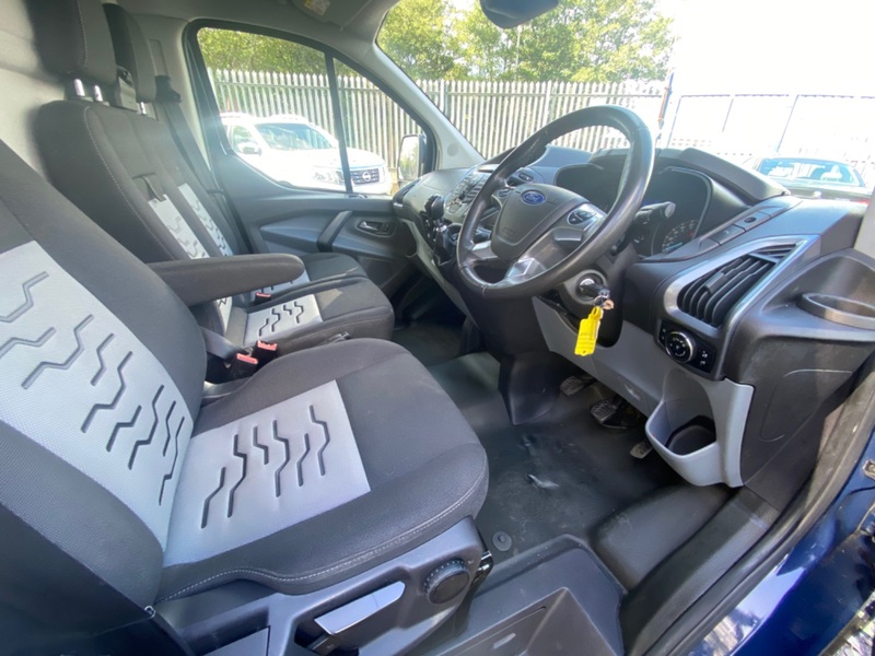 FORD TRANSIT CUSTOM 340 LIMITED AC. DAB. Heated Seats. B-tooth. FFSH 2016