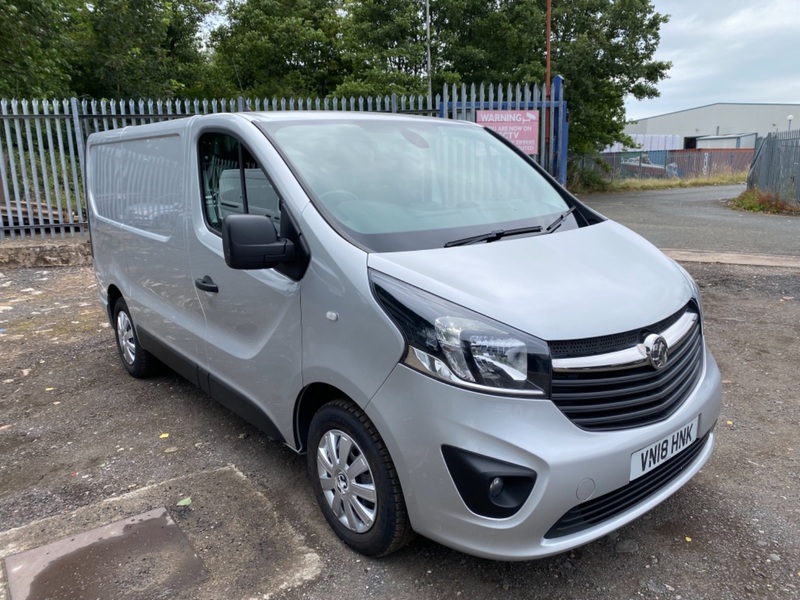 VAUXHALL VIVARO L1H1 2700 SPORTIVE CDTI SATNAV. AC. B-TOOTH. FSH 2018